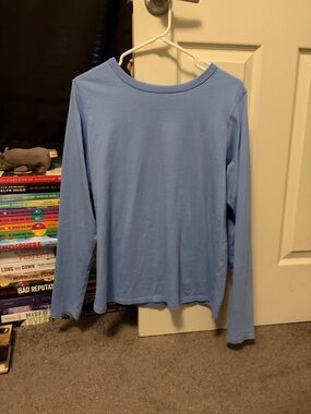 Old Navy Light Blue Long Sleeve Tee - Women's Crew Neck